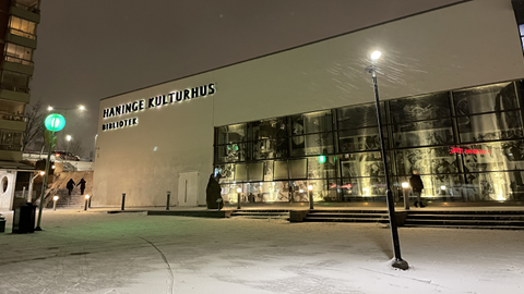 Haninge kulturhus vinterbild